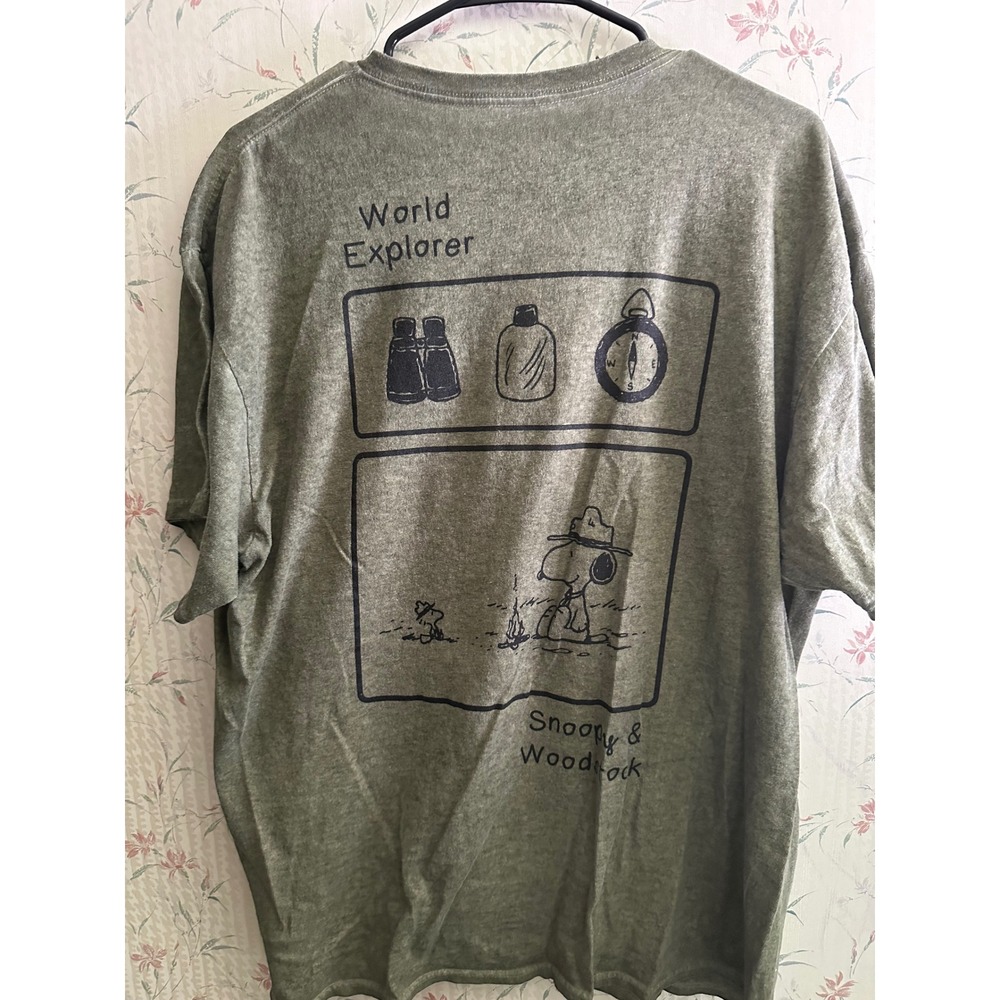 Peanuts Snoopy World Explorer Graphic T-Shirt Mens XL Olive Green Camping Tee - Picture 3 of 3
